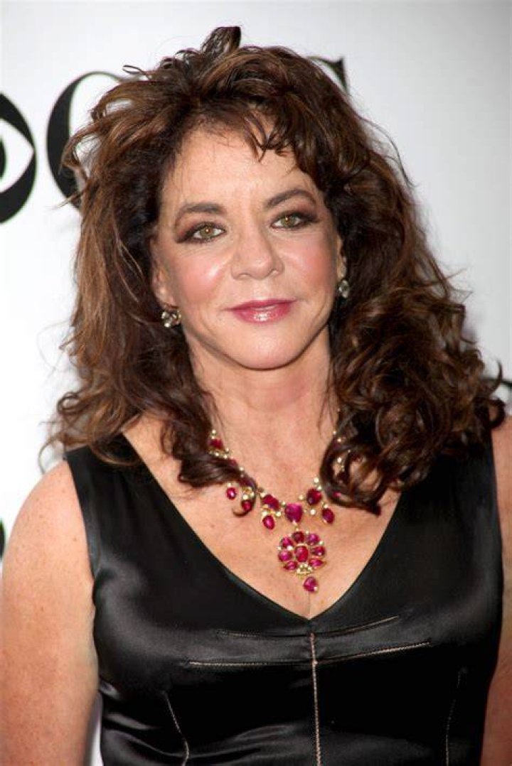 Stockard Channing Biography, Height & Life Story Super Stars Bio