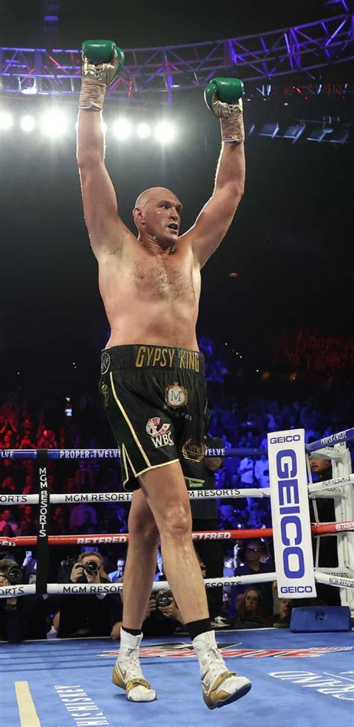 Tyson Fury's Staggering Net Worth: A Boxing Triumph